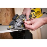 Stanley FATMAX 650W Multimateriaalzaag handcirkelzaag Geel/zwart, met koffer