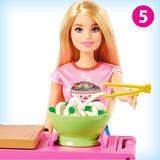 Mattel Barbie Noodle Bar Speelset en pop 