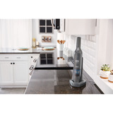 BLACK+DECKER HLVC320B11-QW 12V 2.0Ah Slim Handvac Kruimeldief handstofzuiger Zwart, Incl. Laadstation